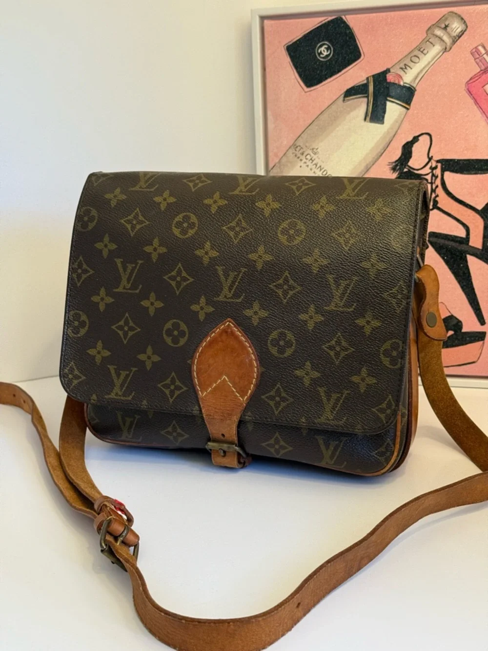 Louis Vuitton Cartouchiere MM  Monogram Crossbody Bag 🌟 - Picture 4 of 15